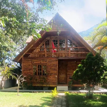 Cabanas Tipicas Arias Oxapampa Exterior photo